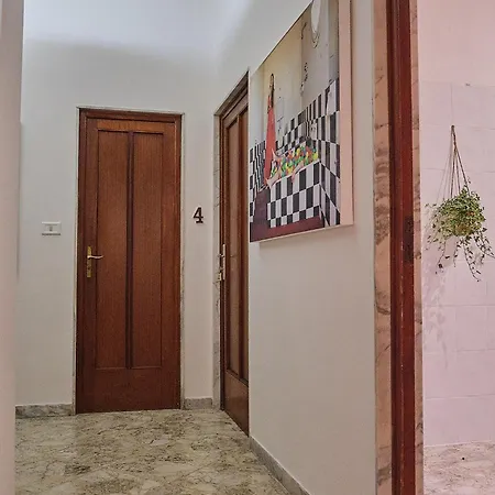 Kamila Μπάρι